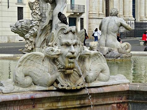 fendi piazza navona|Fendi for Fountains: the great beauty of the Acqua Paola Fountain.